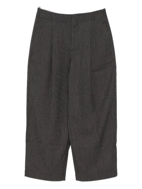 YERSE pleated cropped trousers