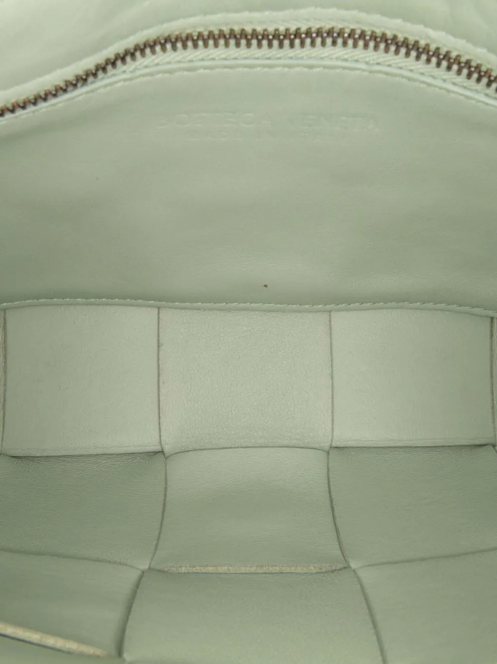 Pre-owned Bottega Veneta 2012-2025 Nappa Intrecciato Cassette Crossbody Bag In Green