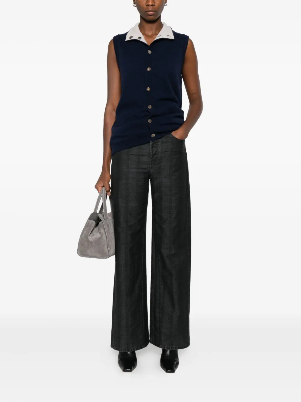 OLIVER LATTUGHI button-fastening patch-pocket vest | Cardigans | Image 2