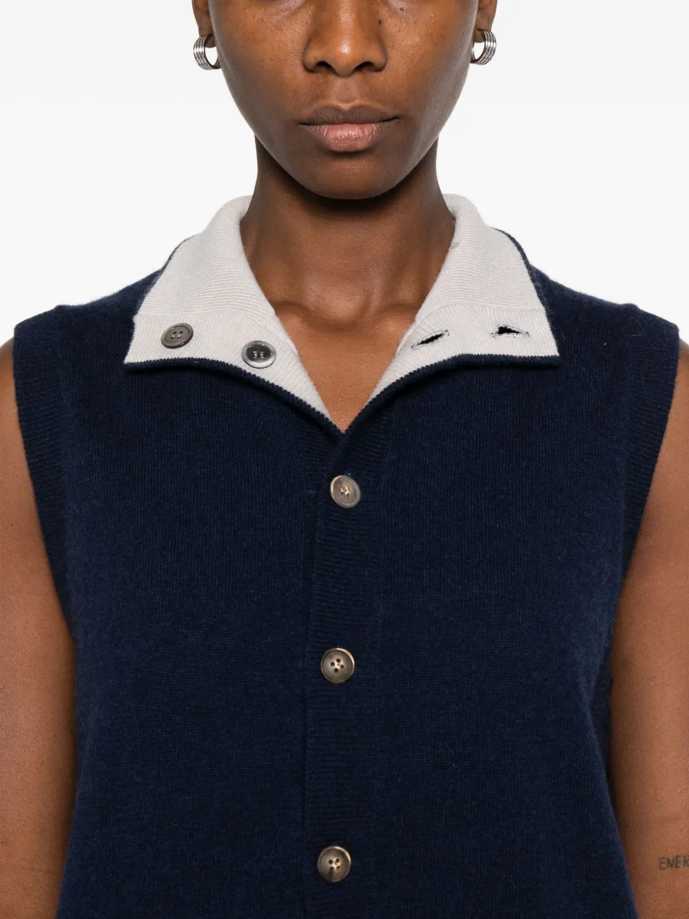 OLIVER LATTUGHI Spencer met knoopsluiting en opgestikte zak Blauw