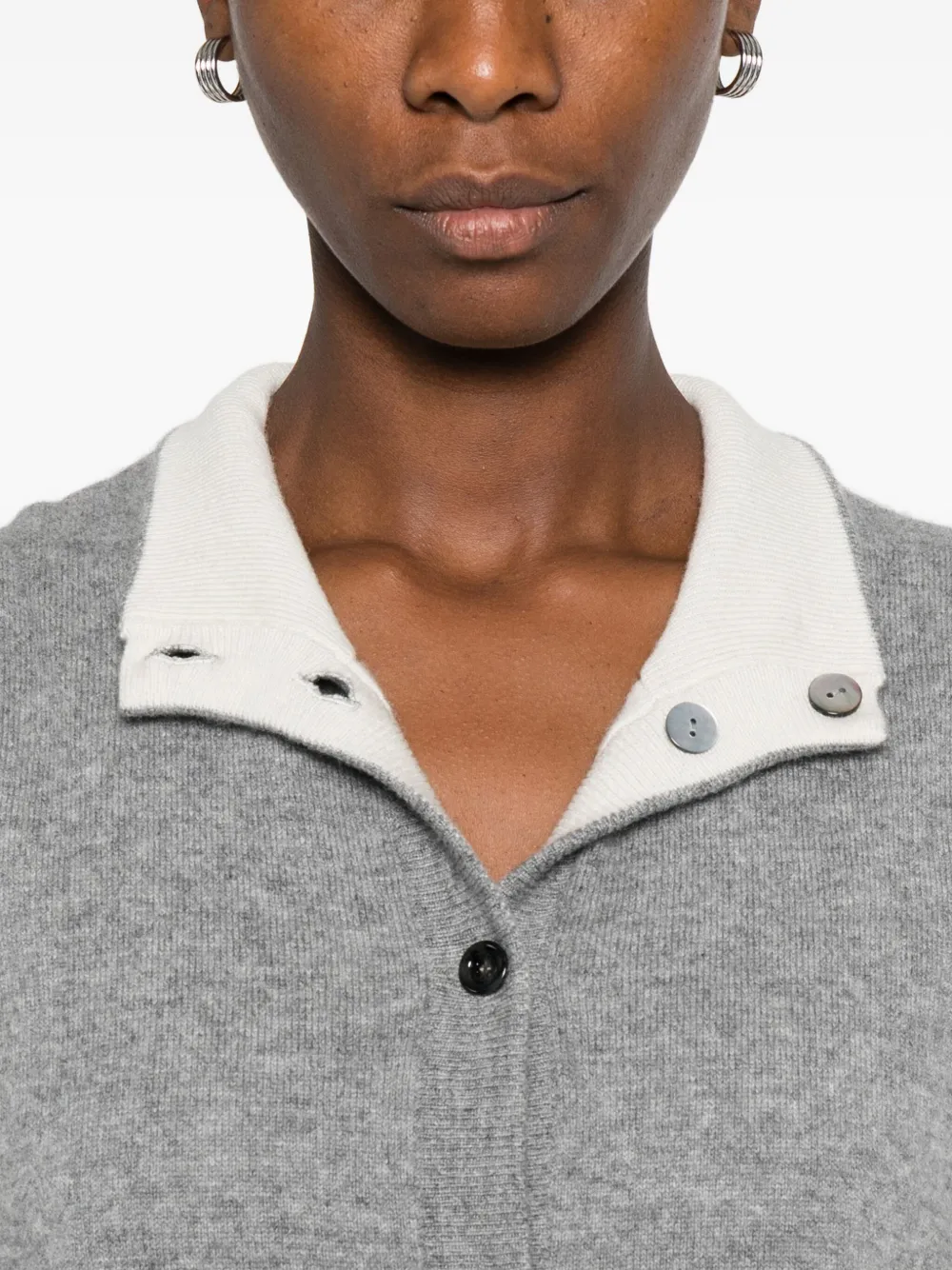 OLIVER LATTUGHI Geribbelde spencer met knopen Grijs