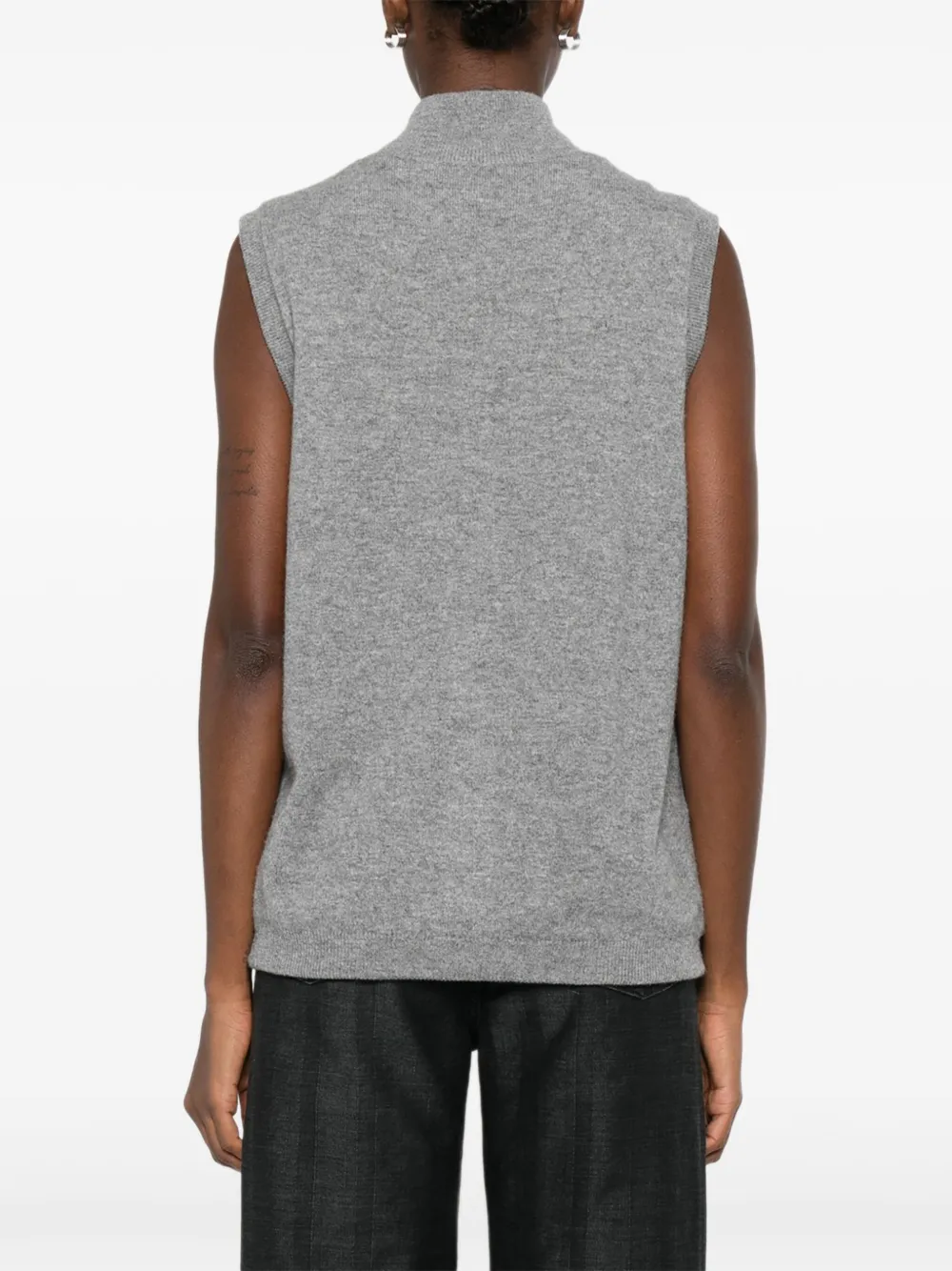 OLIVER LATTUGHI Geribbelde spencer met knopen Grijs