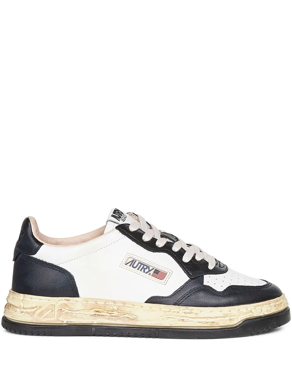 Autry Medalist low sneakers White