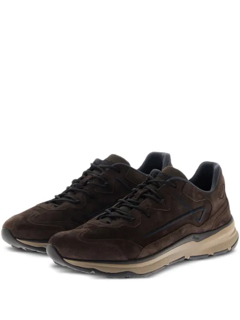 Herno tenis con paneles de gamuza