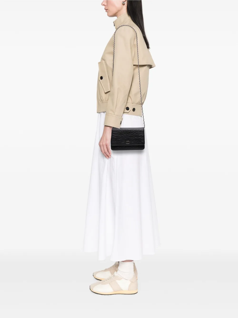 CHANEL Pre-Owned 2012-2013 Camellia Embossed Lambskin Wallet On Chain crossbody bag | Pre-Owned | Image 2