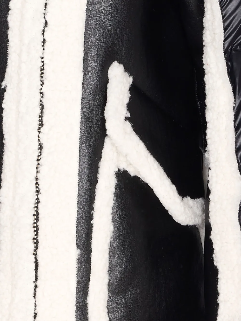 Essentiel Antwerp Faux-shearling Panelled Jacket In Black