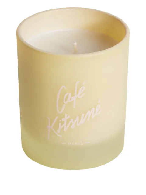CAFÉ KITSUNÉ شمعة بطبعة شعار الماركة