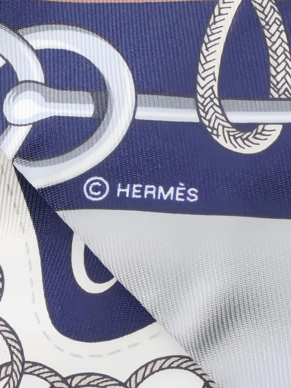 Pre-owned Hermes 1920 Cliquettis Twilly Scarf In White