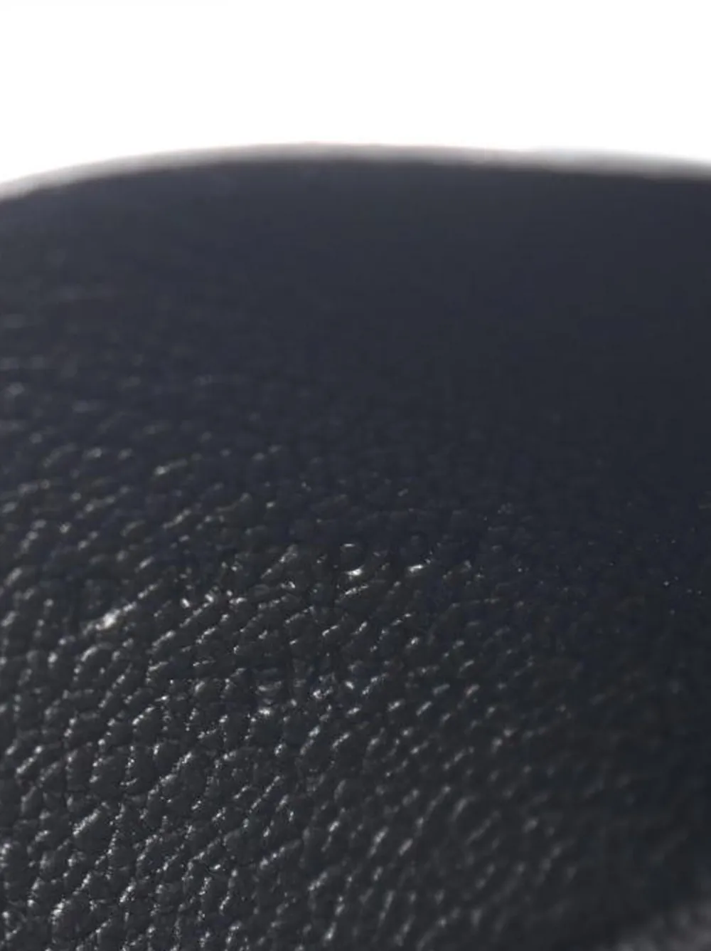 Hermès Pre-Owned 2019 Calvi wallet | Image 2