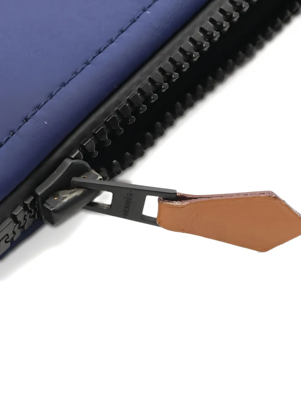 Pre-owned Hermes 2010 Neoban Pm Purse In Blue