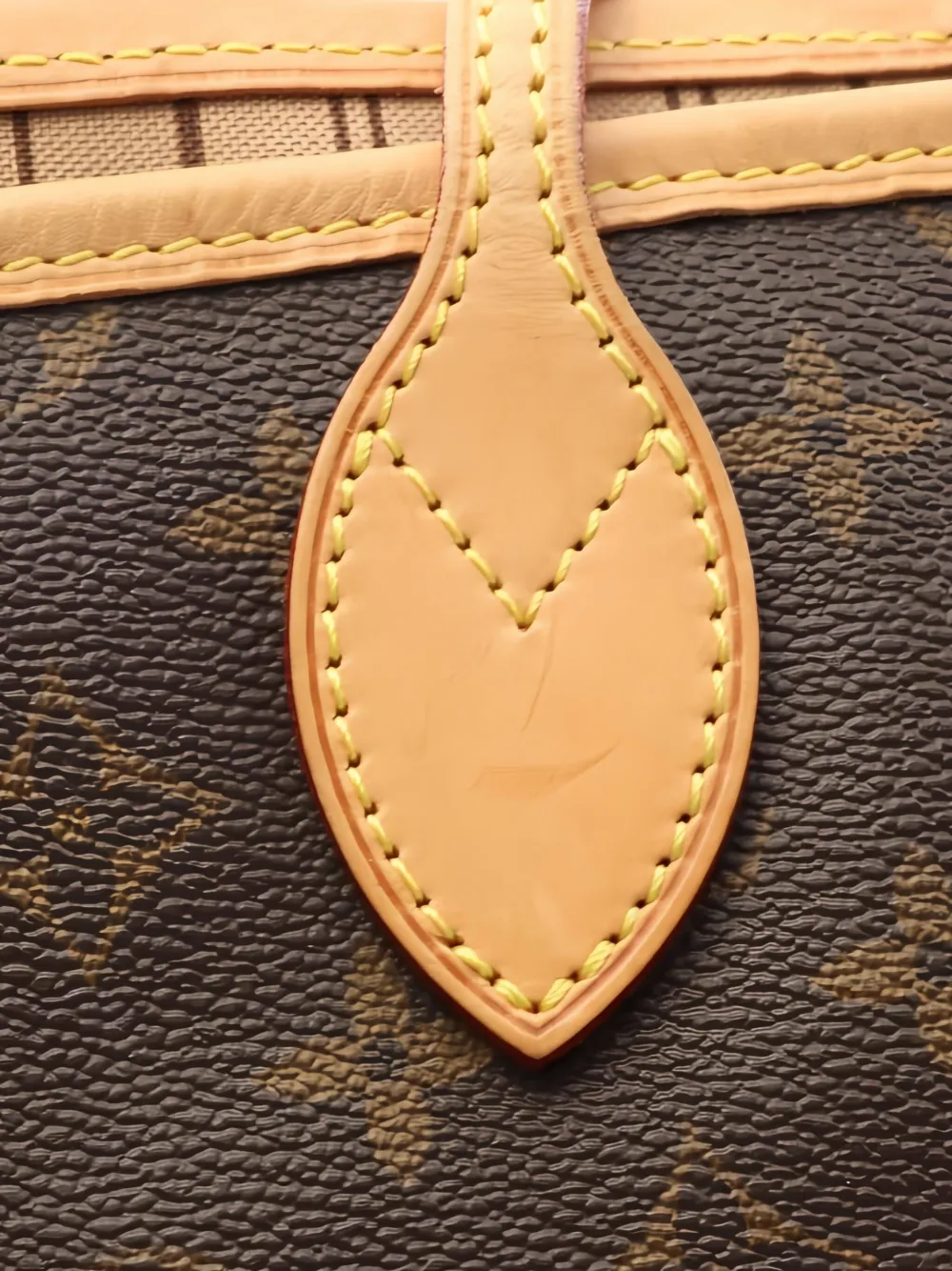 Pre-owned Louis Vuitton Neverfull Gm Shoulder Bag In Brown