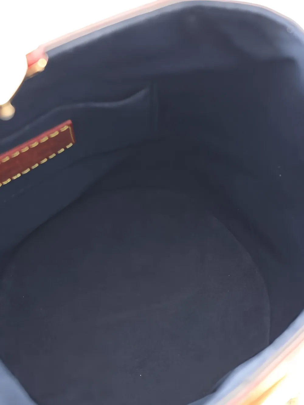 Pre-owned Louis Vuitton 2019 Leather Bucket Bag In Blue