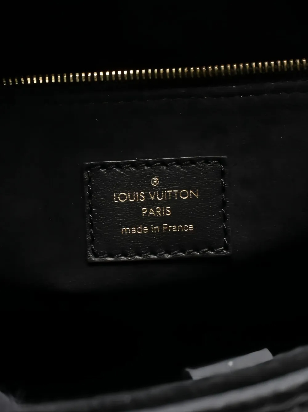 Pre-owned Louis Vuitton On-the-go Pm Handbag In Black