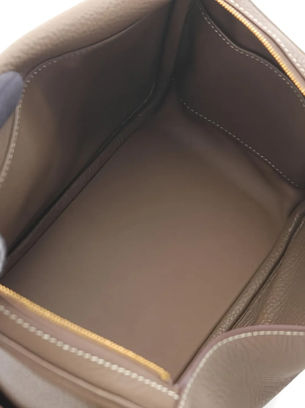 Pre-owned Hermes Lindy 26 Shoulder Bag In Brown
