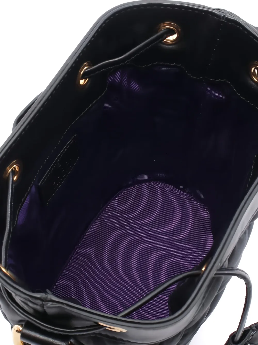 Pre-owned Gucci Gg-pattern Matelassé Bucket Bag In Black