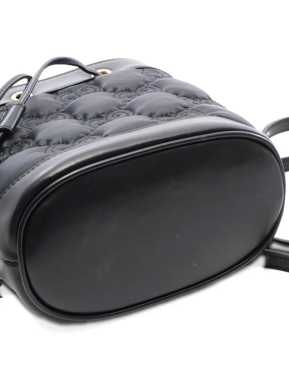 Pre-owned Gucci Gg-pattern Matelassé Bucket Bag In Black
