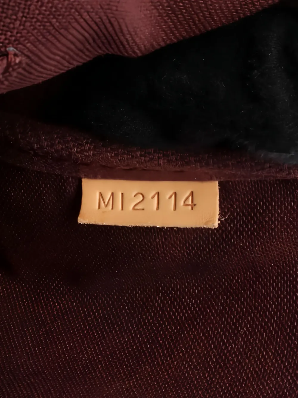 Pre-owned Louis Vuitton Favorite Mm Monogram Shoulder Bag In Brown