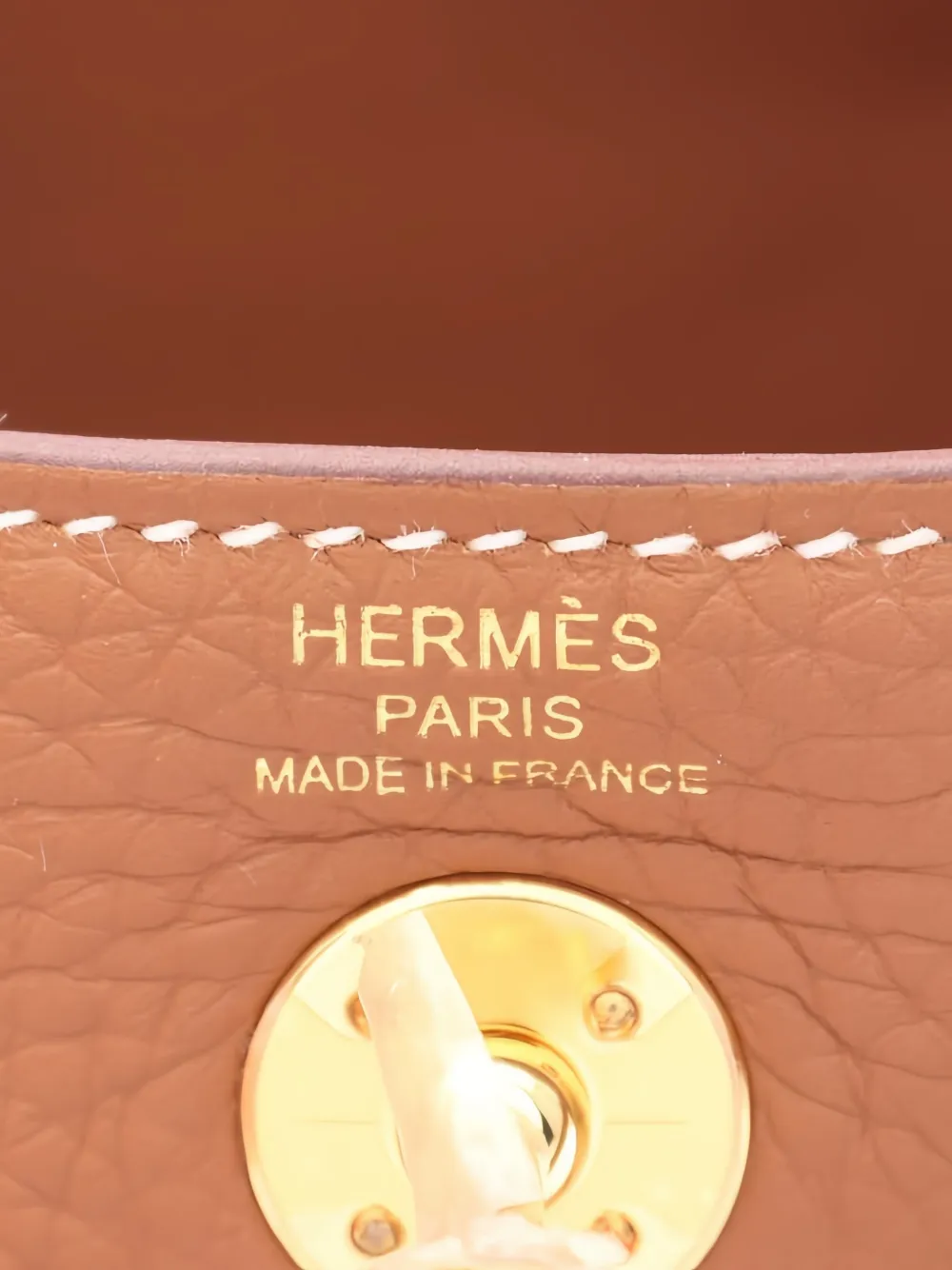 Pre-owned Hermes Mini Lindy Shoulder Bag In Brown
