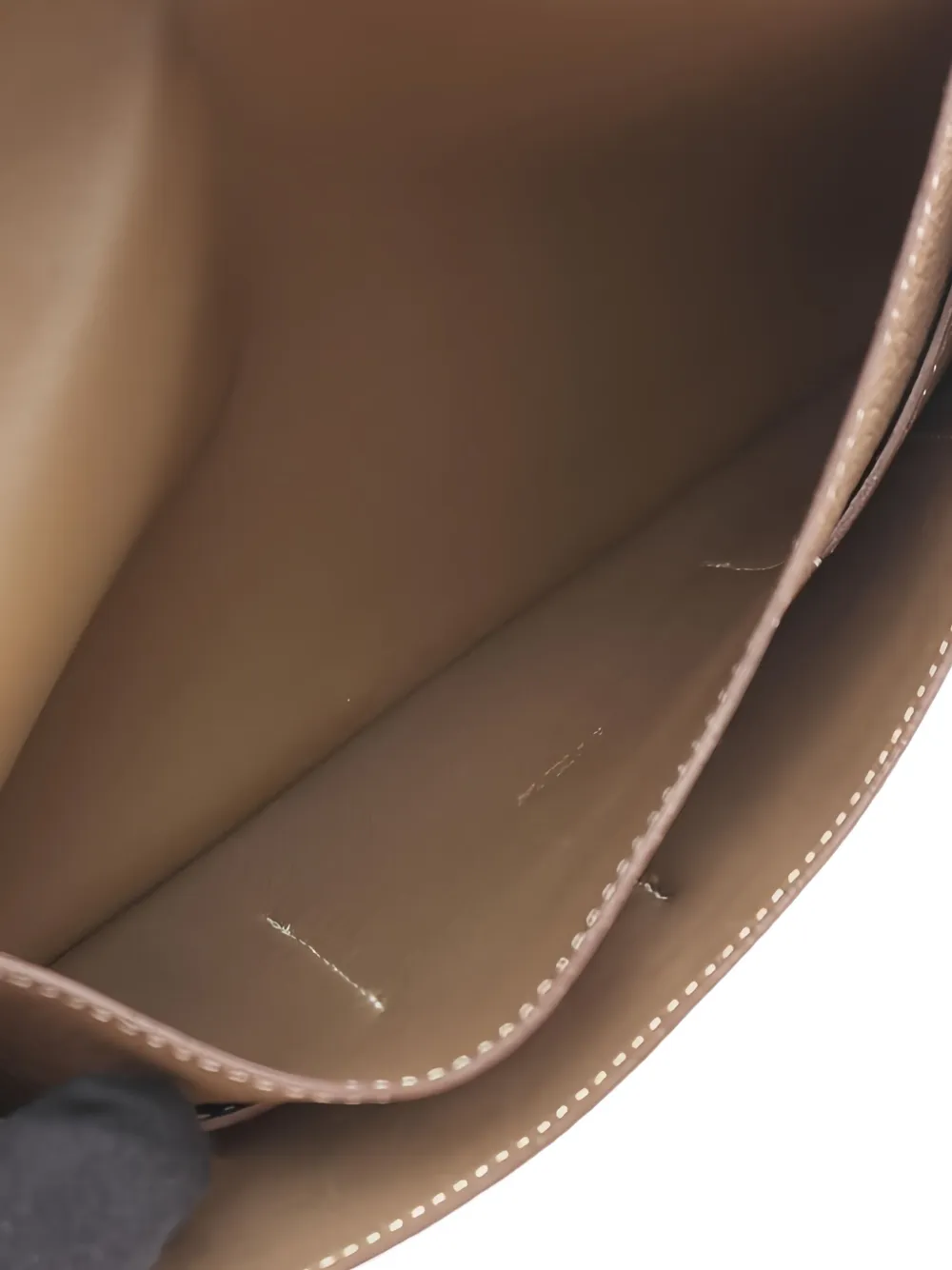 Pre-owned Hermes 2011 Dogon Gm Wallet In Neutral