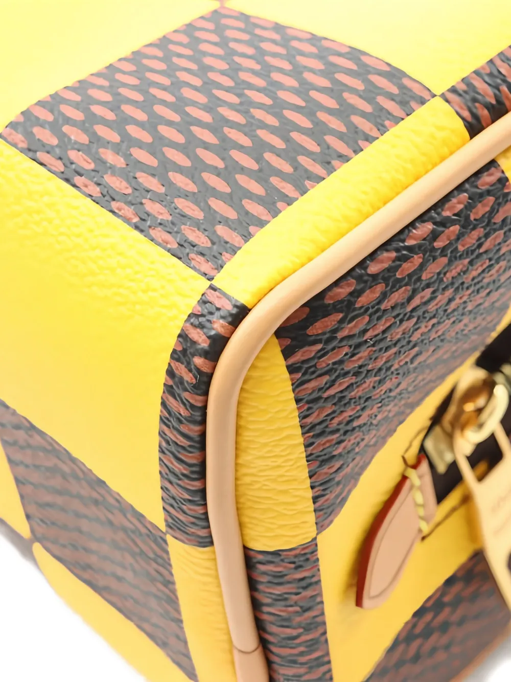 Pre-owned Louis Vuitton Locker Dopp Kit Shoudler Bag In Brown