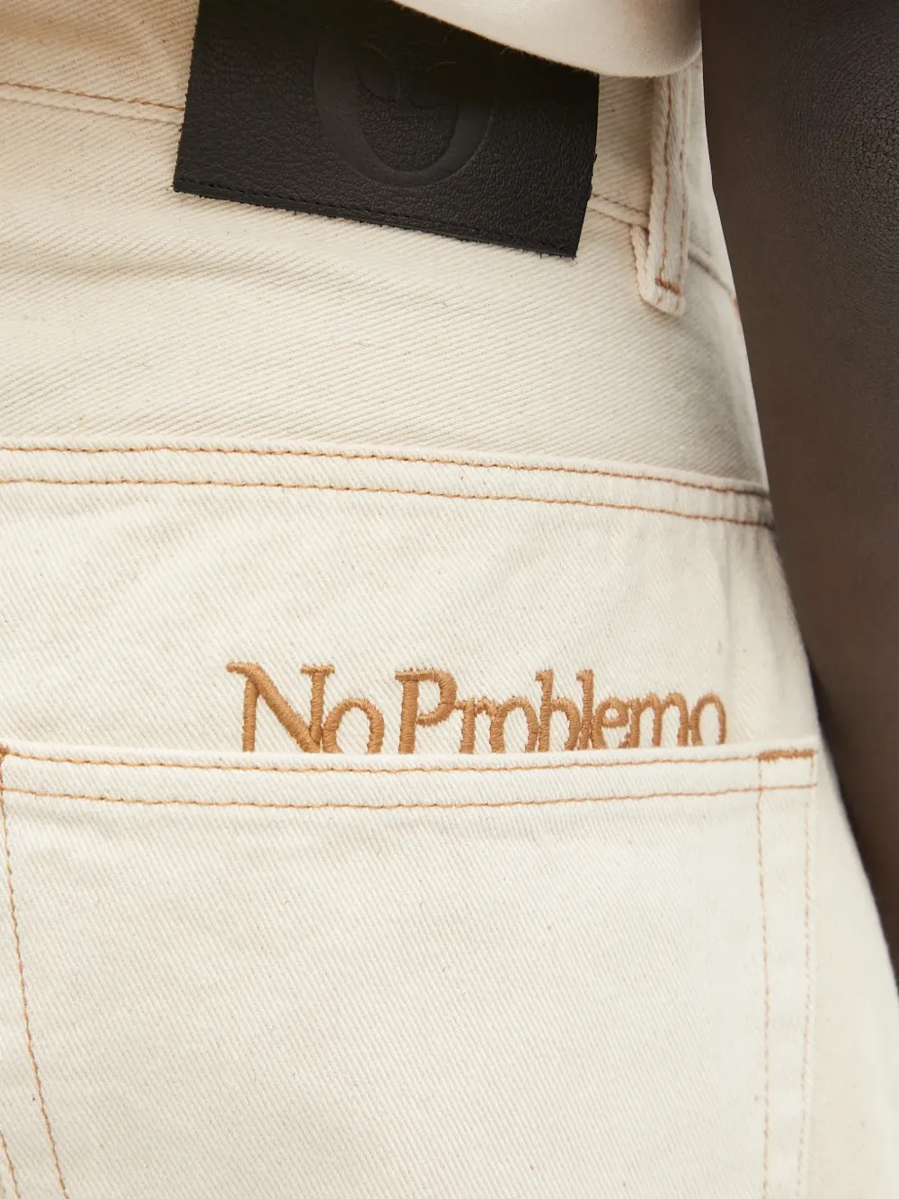 Aries Jeans met borduurwerk Beige