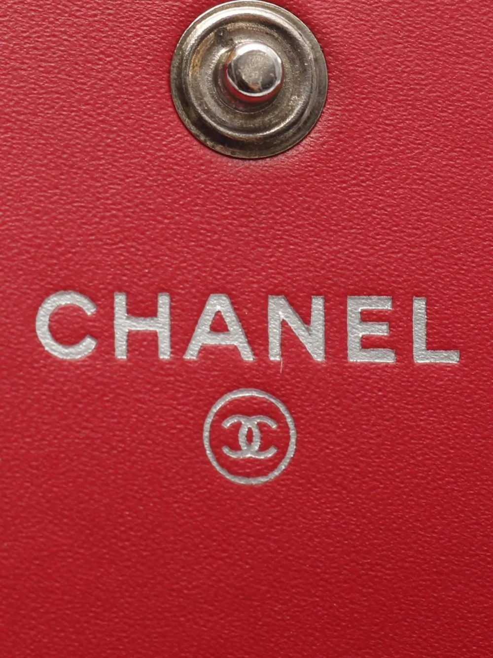 Pre-owned Chanel 2016-2017 Cc Caviar Flap Wallet Long Wallets In Red