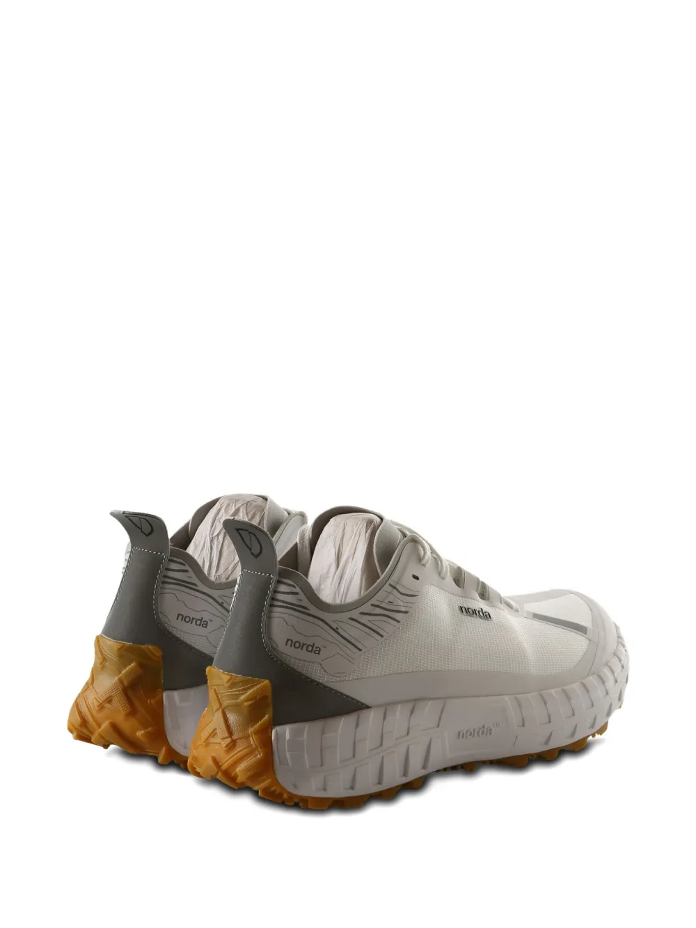 Norda 001a Trainers In White