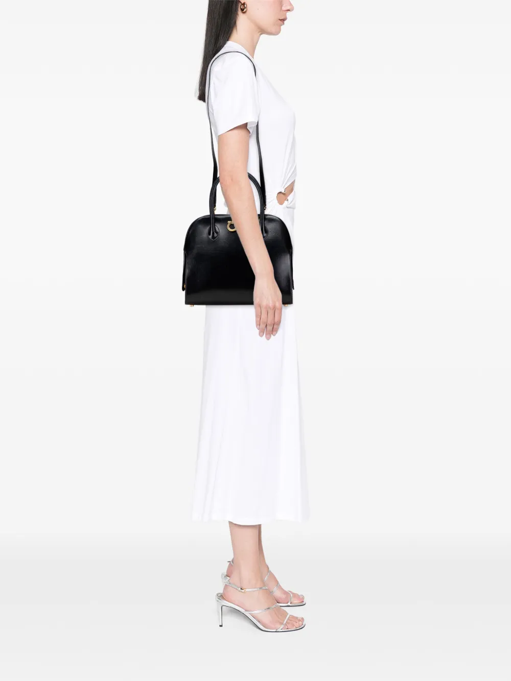 Ferragamo Pre-Owned شنطة 'غانشيني دوم' جلد بحمالة كتف 2021 | كلاسيكيات | Image 2