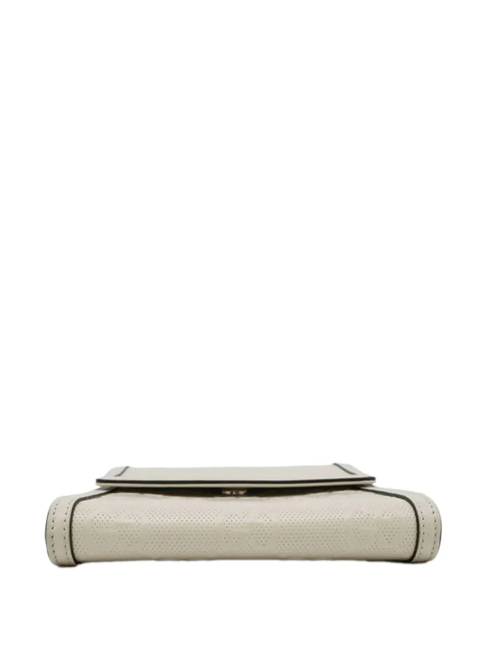 Pre-owned Gucci 2016-2025 Gg Embossed Flap Satchel In White
