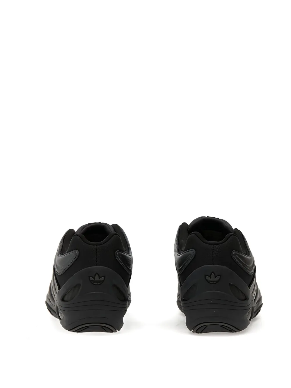 adidas Adiracer GT lace-up low-top sneakers Zwart