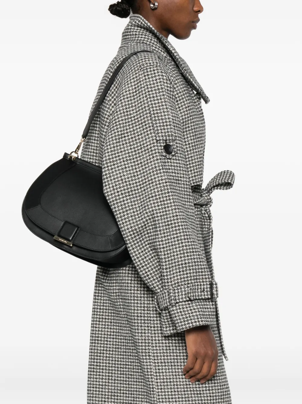 Cromia Half-moon Leather Satchel In Black