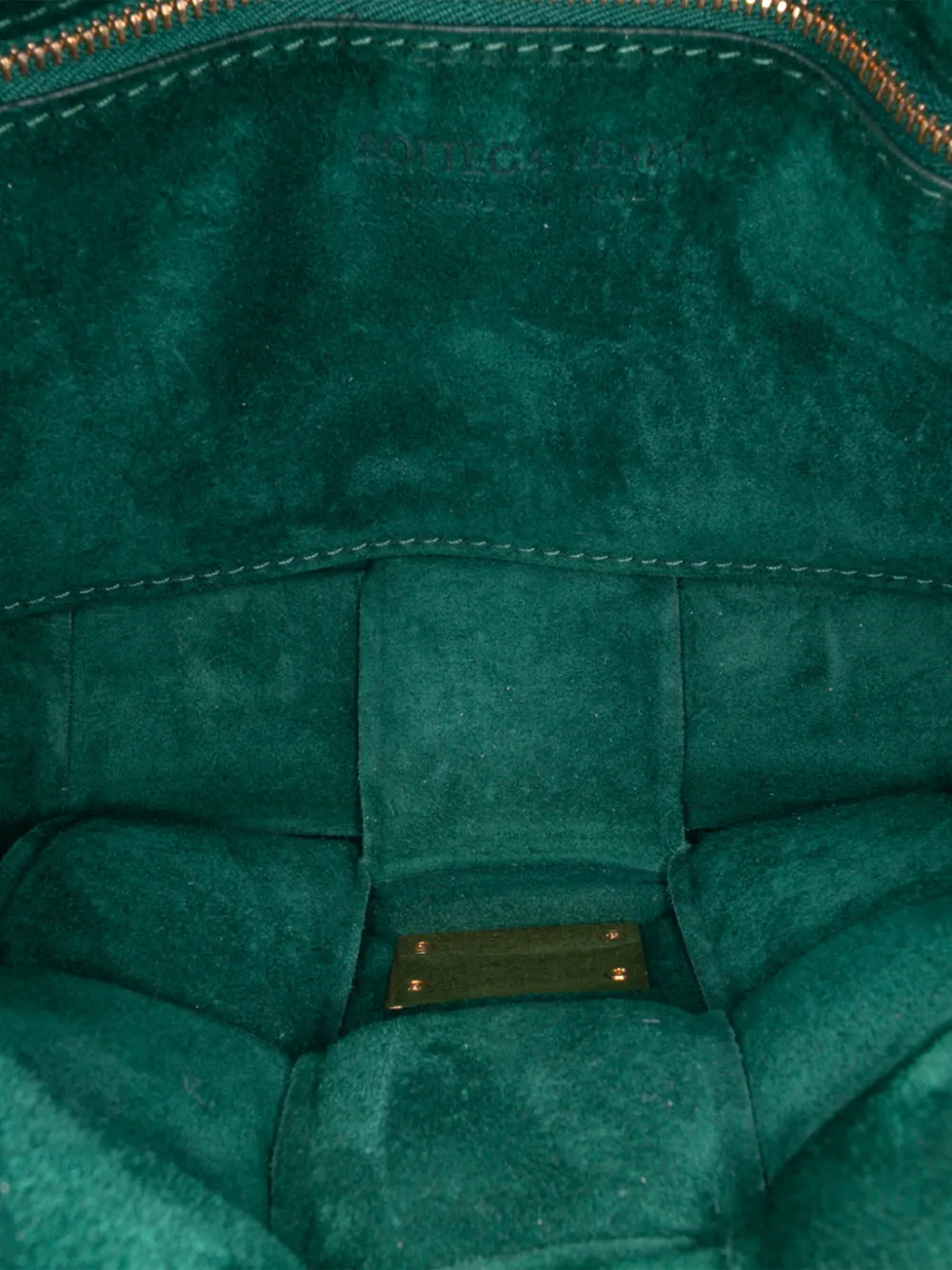 Pre-owned Bottega Veneta 2012-2025 Suede Intrecciato Padded Chain Cassette Satchel In Green