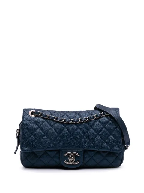 CHANEL Pre-Owned 2012 Medium Quilted Iridescent Caviar Easy Flap shoulder bag