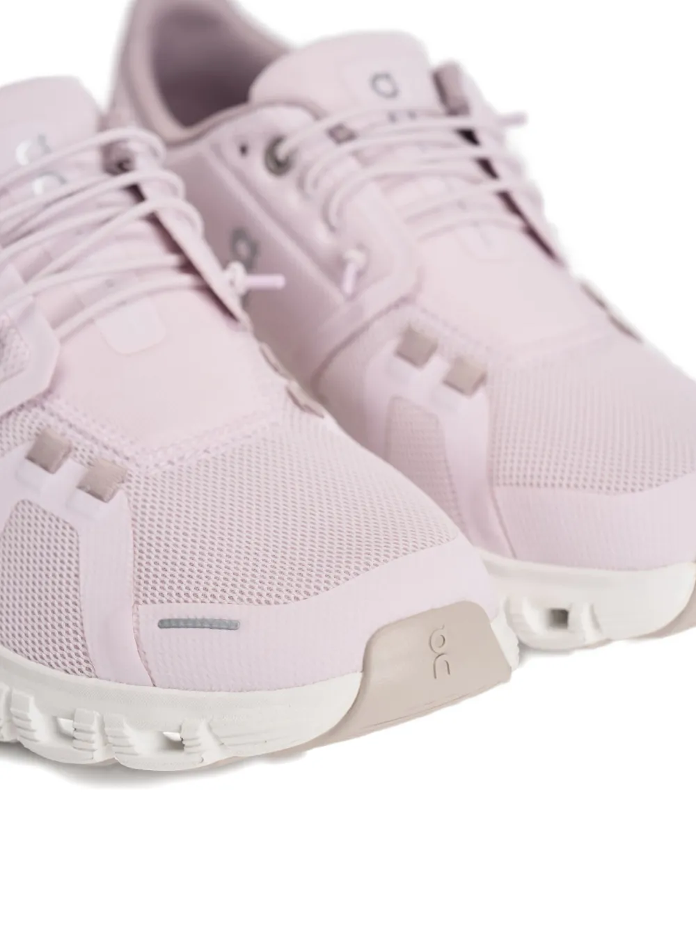On Running logo-detail snakers Roze