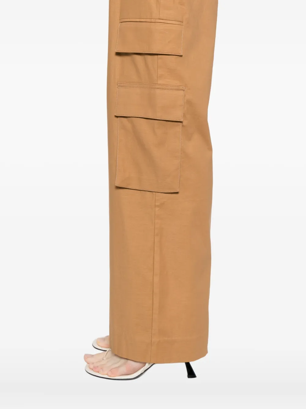 Reformation Vida Pants In Brown