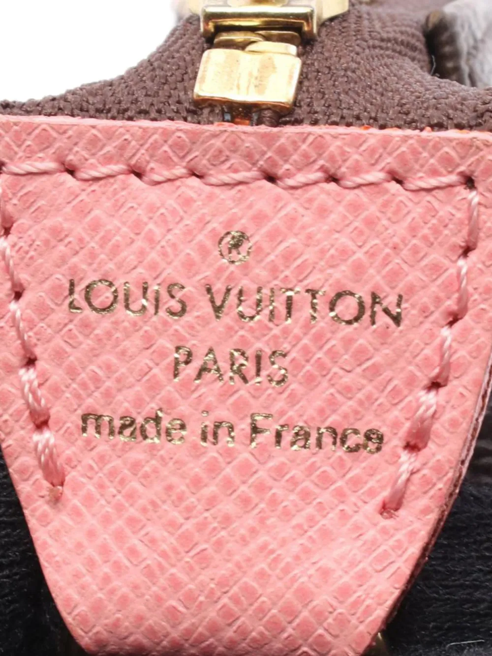 Pre-owned Louis Vuitton 2011 Monogram Illustre Mini Pochette Accessories Handbag In Brown