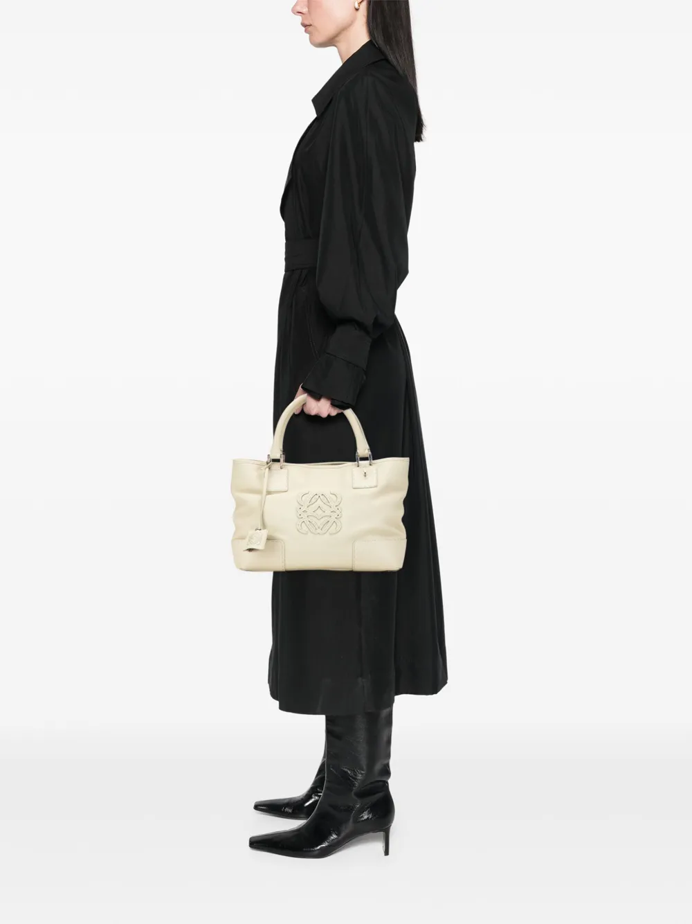 Loewe Pre-Owned 2005 Leather Fusta 30 tote bag | Pre-Owned | Image 2