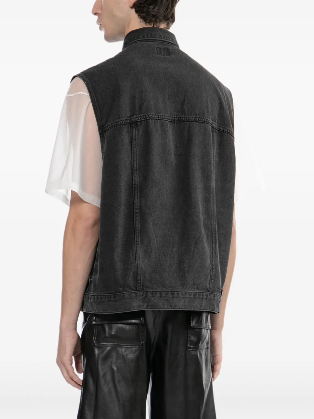 Izzue Logo-embroidered Denim Jacket In Black