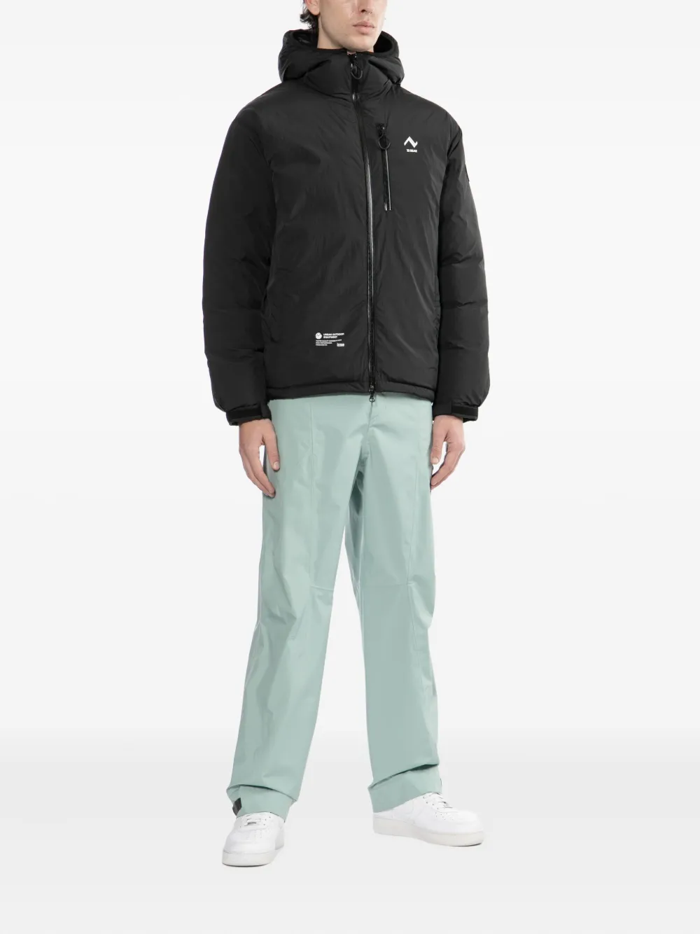 izzue logo-print padded jacket | Down Jackets | Image 2