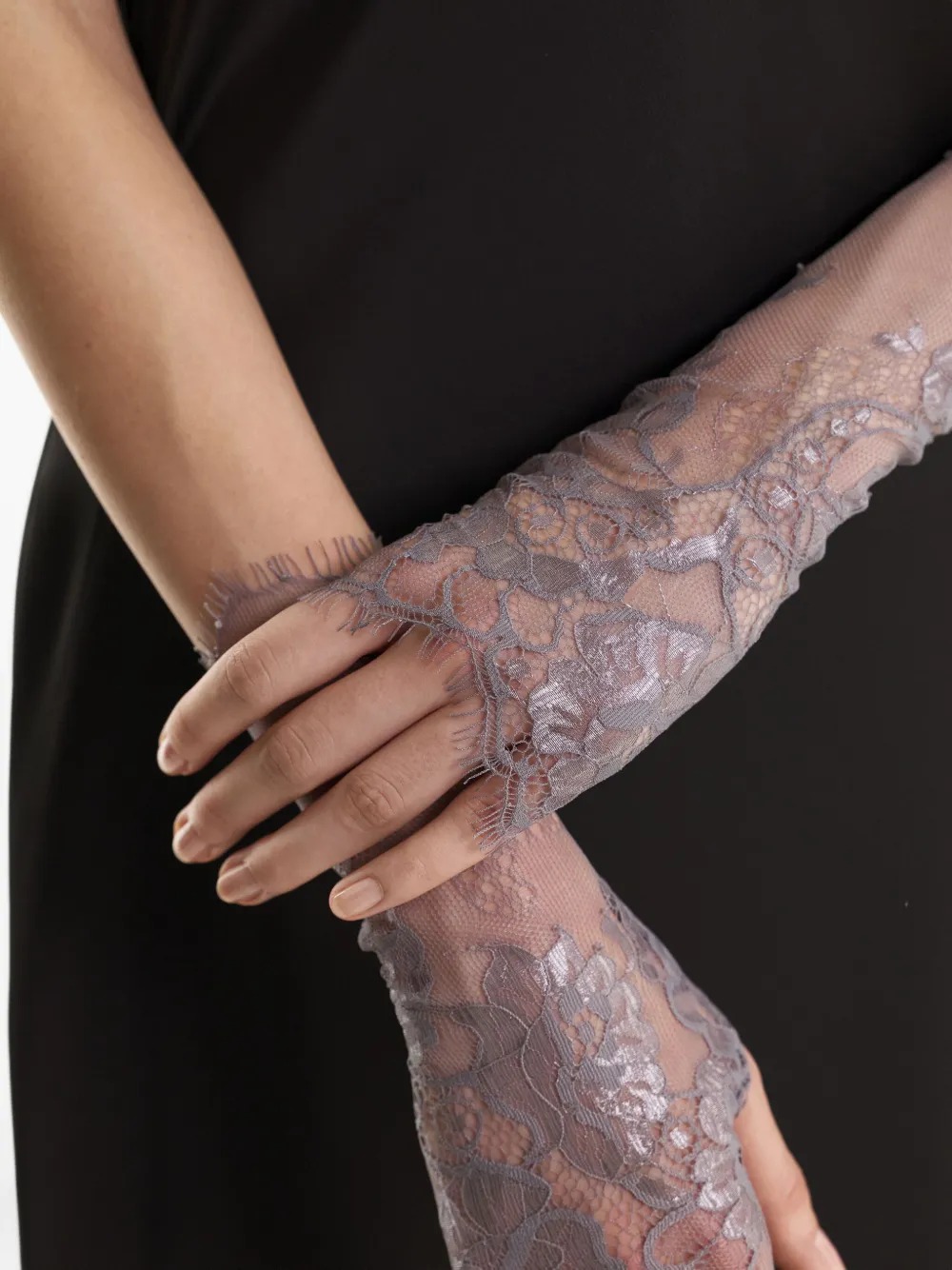 2310 STUDIO floral-trimmed gloves - Grijs