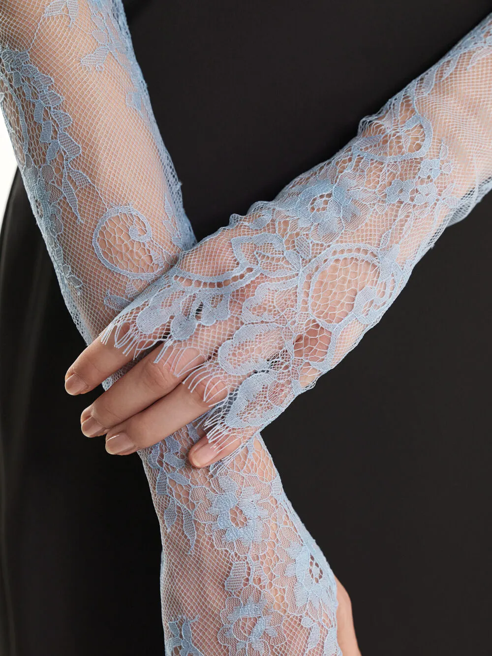 2310 STUDIO lace-trimmed gloves | Image 2