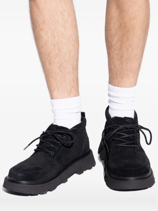 UGG Chukka レースアップブーツ | ブラック | FARFETCH JP