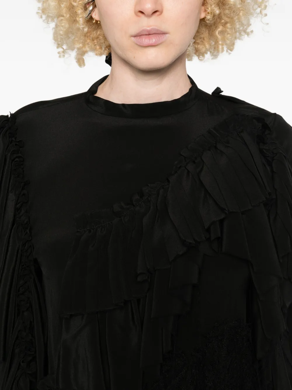 Alainpaul Ruffled Asymmetric Top In Black