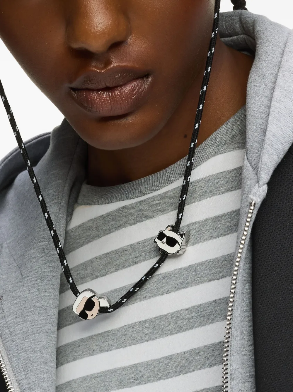 Karl Lagerfeld Vissershoed met Ikon-bedel Zwart