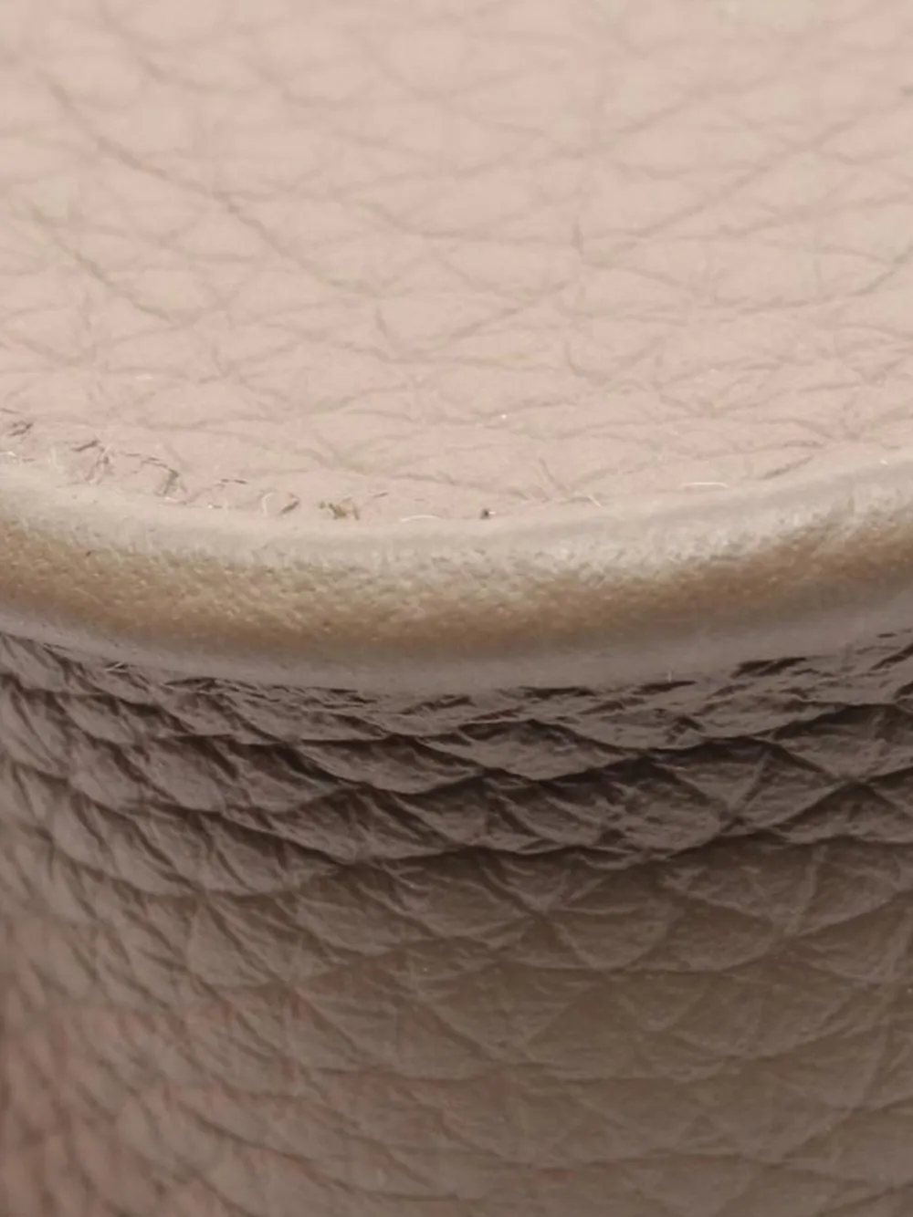 Hermès Pre-Owned 2025 Clemence Evelyne TPM crossbody bag | Pre-Owned | Image 2