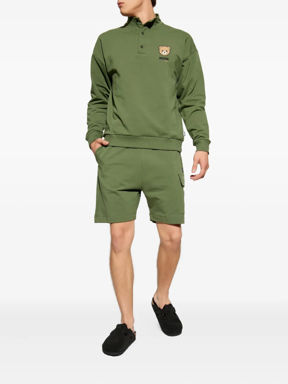 Moschino Teddy cargo shorts met logo - Groen