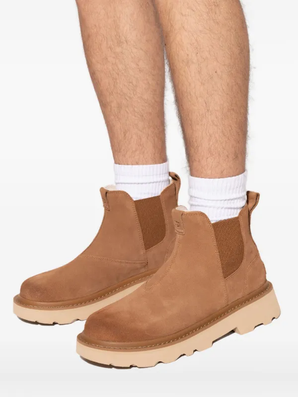 UGG スエード チェルシーブーツ | ブラウン | FARFETCH JP