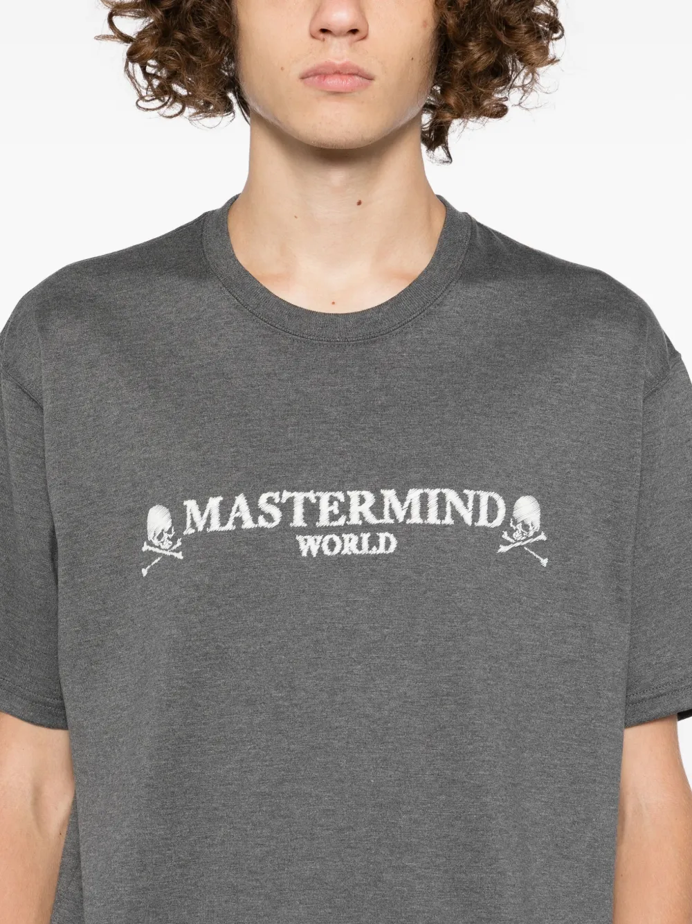 Mastermind World T-shirt met geborduurd logo Grijs