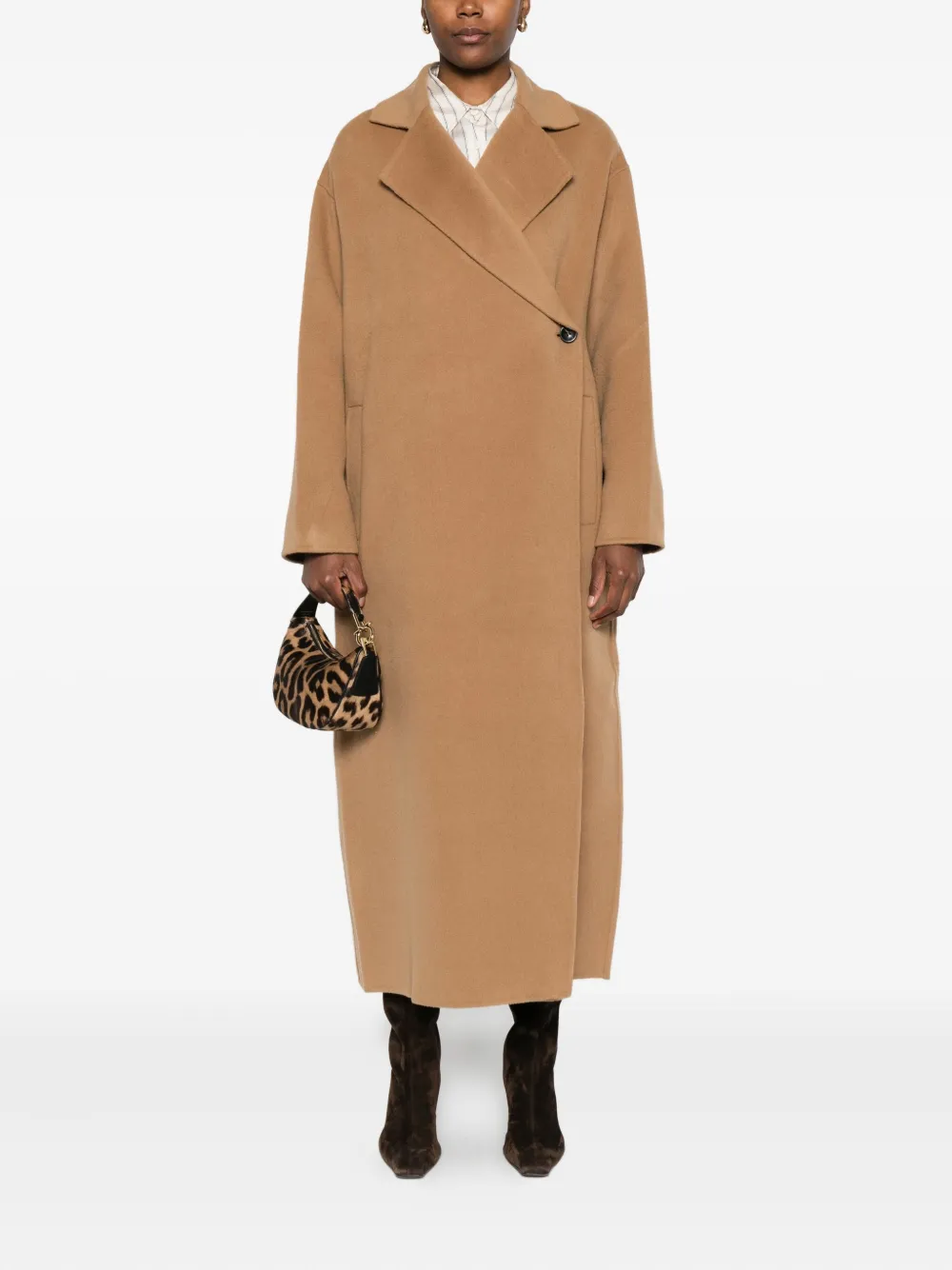 Soft Goat double-breasted patch-pocket coat | Double Breasted & Peacoats | Image 2
