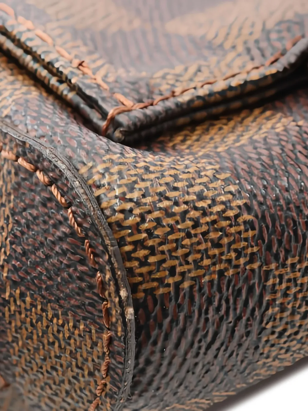 Pre-owned Louis Vuitton Geronimos Shoulder Bag In Brown